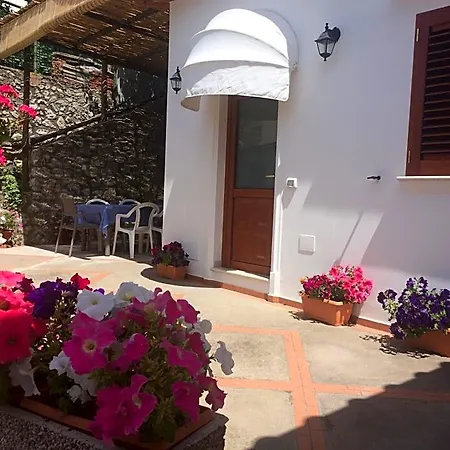 Casetta Anacaprese 4*