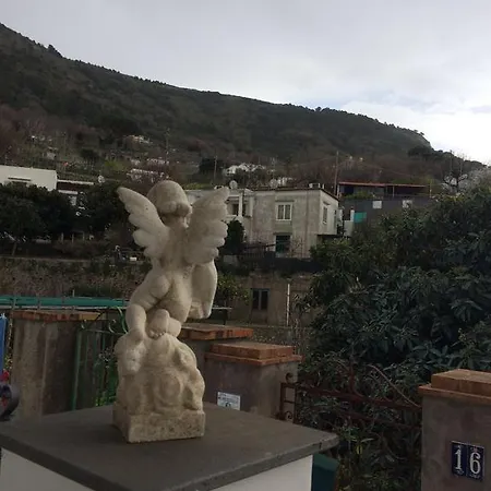 Casetta Anacaprese Bed & Breakfast